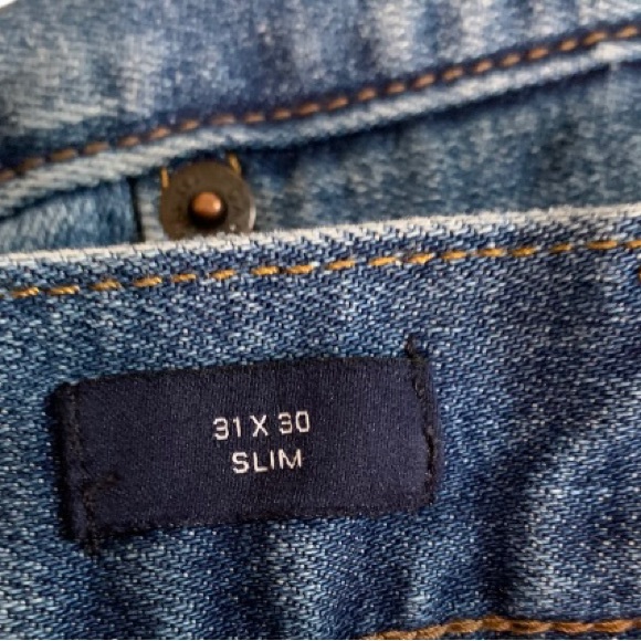 31/30 Gap jeans with a slight stretch. Perfect condition and comfortable - Picture 4 of 4
